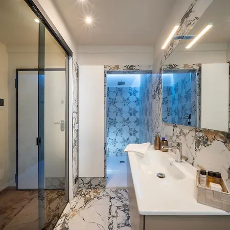 Eufemia - Luxury In The Center